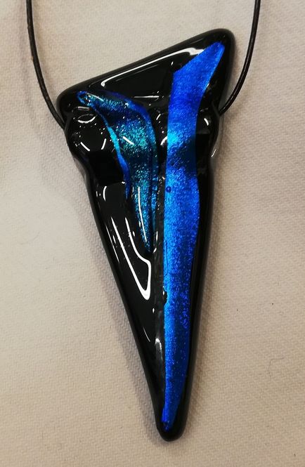 Hovedbilde Smykke  i glass 019, sort/turkis